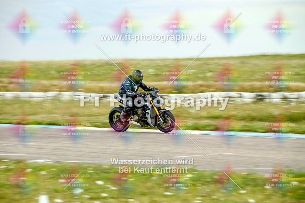 Chambley Juli-1227 | Hier findet Ihr Bilder von Touristenfahrten auf der Nürburgring Nordschleife oder von anderen Veranstaltungen die ich besucht habe. Viel Spass beim Durch Schauen 