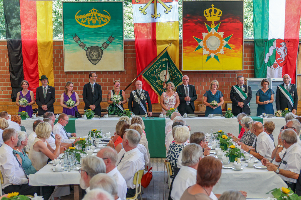 top-top.de-250704-036 | Foto, Video, Fotografie, Videografie, Fotobox, DJ, Discjockey, Musik, Musikbox, Veranstaltung, Photobooth, Amazon, Ebay, Buchtipp, Bestseller, Autor, Verlag, Buch, Wesel, Hamminkeln, NRW, Dinslaken, Rees, Drohne, Hochzeit, Party, Fotobox, Wesel, Fotograf