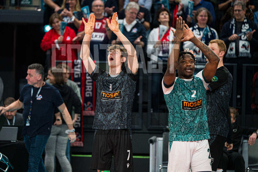 Volleyball I Herren I Saison 2025/2026 I Bundesliga I 8. Spieltag I SVG Lüneburg - FT 1844 Freiburg | CONTRAST ZERØ MEDIA - Realisiert mit Pictrs.com