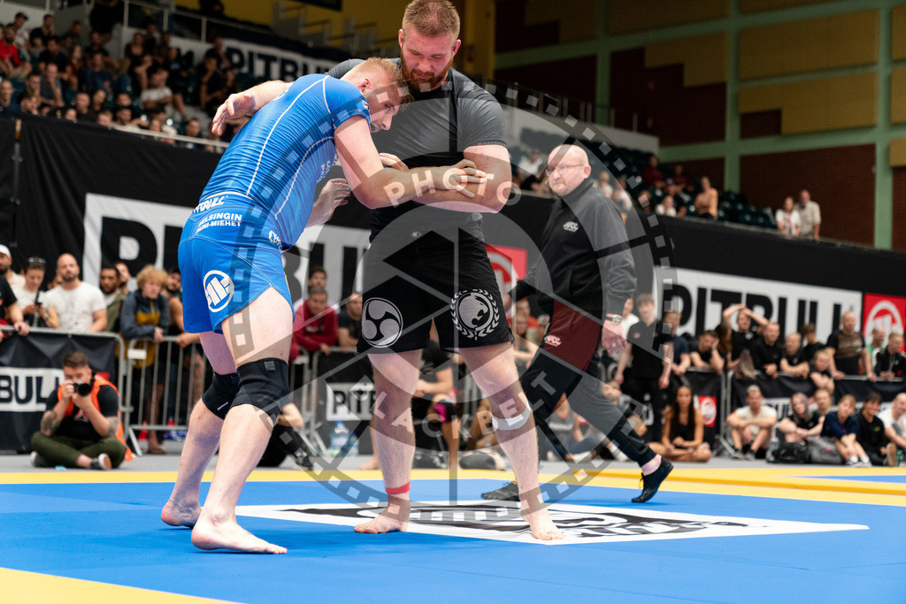 20230916PBB7751 | Fighters compete during the grappling tournement ADCC Trials (European, Middle East and African Championship) in Warsaw, Poland, on September 16, 2023.