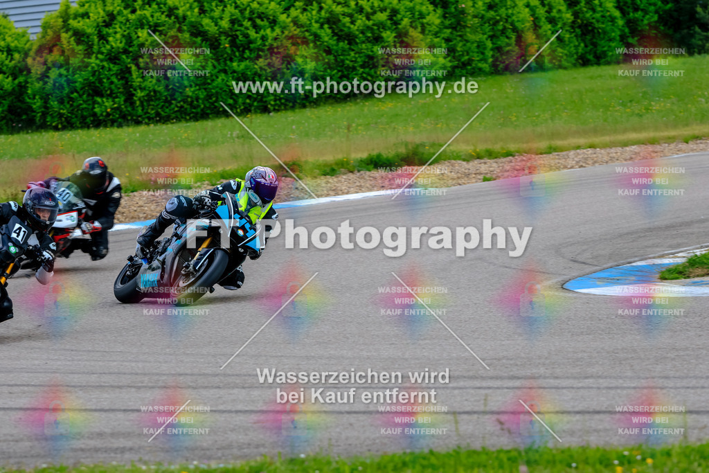 MotoTeam-8925 | Hier findet Ihr Bilder von Touristenfahrten auf der Nürburgring Nordschleife oder von anderen Veranstaltungen die ich besucht habe. Viel Spass beim Durch Schauen 