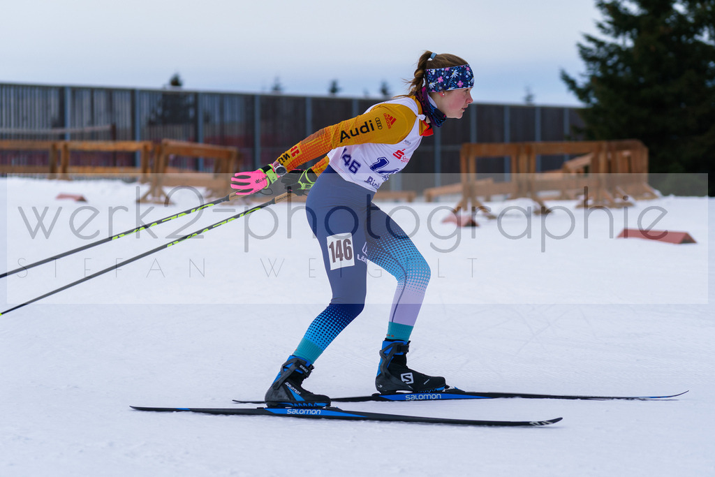 DSC Oberwiesenthal | Vom 19. - 21. Januar fand in der Sparkassen-Skiarena Oberwiesenthal der DSV E.INFRA Schülercup Biathlon statt.