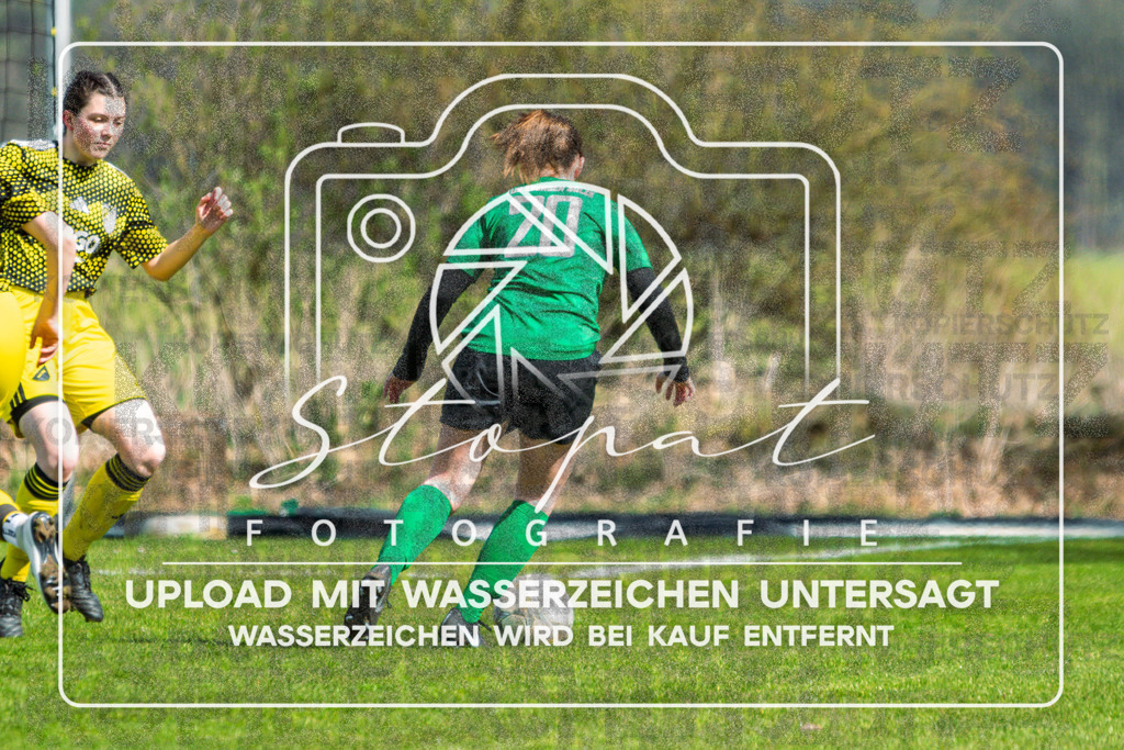 SGFTUS-1008 | Nadine Fellenberg (TuS Eversen-Sulze #20) beim Damen Kreisliga HK/CE Spiel zwischen SG Fulde und TuS Eversen-Sulze im Fulder Zentralstadion, Fulde (Simon Paul Stopat) - Realisiert mit Pictrs.com