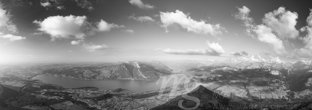 panoramic view from Mount Niesen over the Berner Oberland with Thun, Spiez and Lake Thun | panoramic view from Mount Niesen over the Berner Oberland with Thun, Spiez and Lake Thun - Realisiert mit Pictrs.com