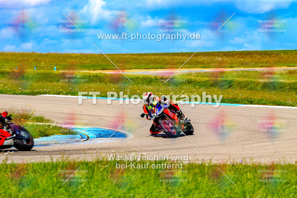 011-5971 | Hier findet Ihr Bilder von Touristenfahrten auf der Nürburgring Nordschleife oder von anderen Veranstaltungen die ich besucht habe. Viel Spass beim Durch Schauen 