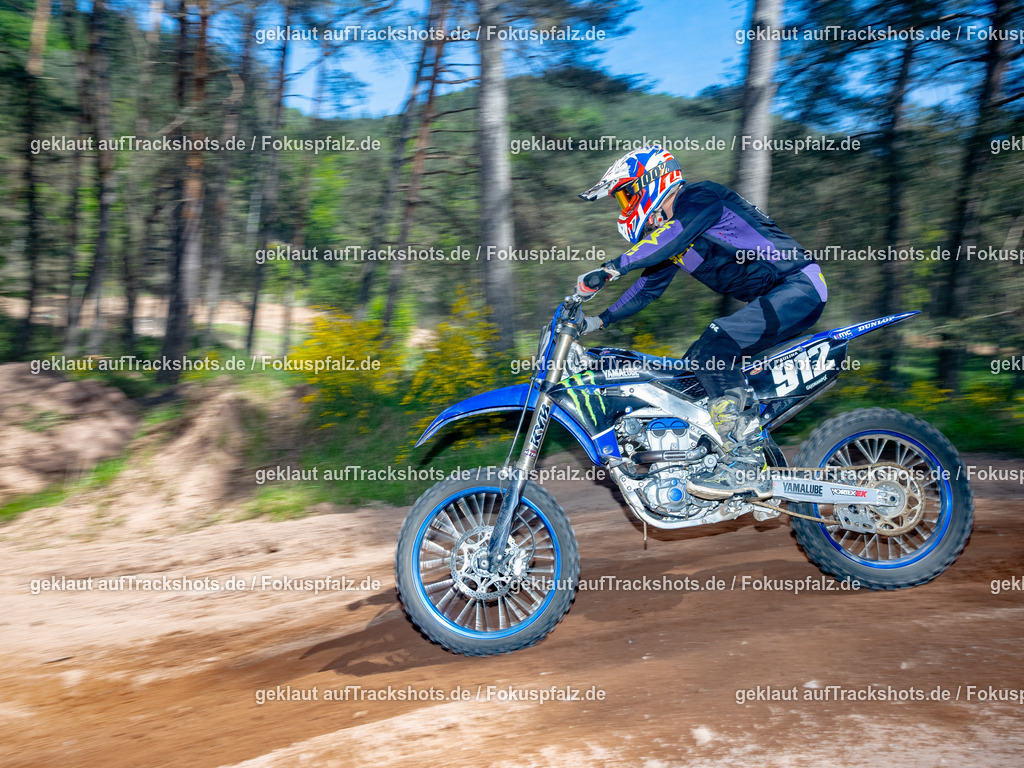 Fischbach-90 | Trackshots.de / Fokuspfalz.de - Realisiert mit Pictrs.com