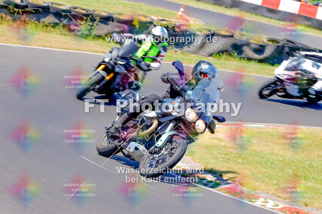 _MOT9353 | Hier findet Ihr Bilder von Touristenfahrten auf der Nürburgring Nordschleife oder von anderen Veranstaltungen die ich besucht habe. Viel Spass beim Durch Schauen 