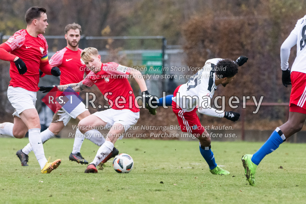 Fußball, Saison 2022/23, Regionalliga Nord, HSV II - TSV Havelse, Wolfgang-Meyer-Stadion (Hamburg), 03.12.2022, 21. Spieltag | Marco Drawz (#7, Havelse), Bryan Hein (#17, HSV II)
