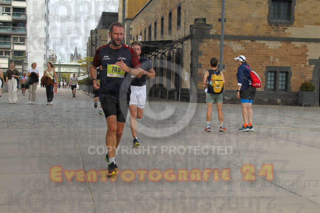 250920_1323_EV4_5367 | Sportfotografie im Rhein-Sieg Kreis, Köln, Bonn, NRW, Rheinland Pfalz, Hessen, etc. Unser Tätigkeitsfeld umfasst den Laufsport vom Volkslauf über den Marathon, Duathlon, Triathon bis zum Ultralauf wie Kölnpfad Ultra oder Schindertrail.