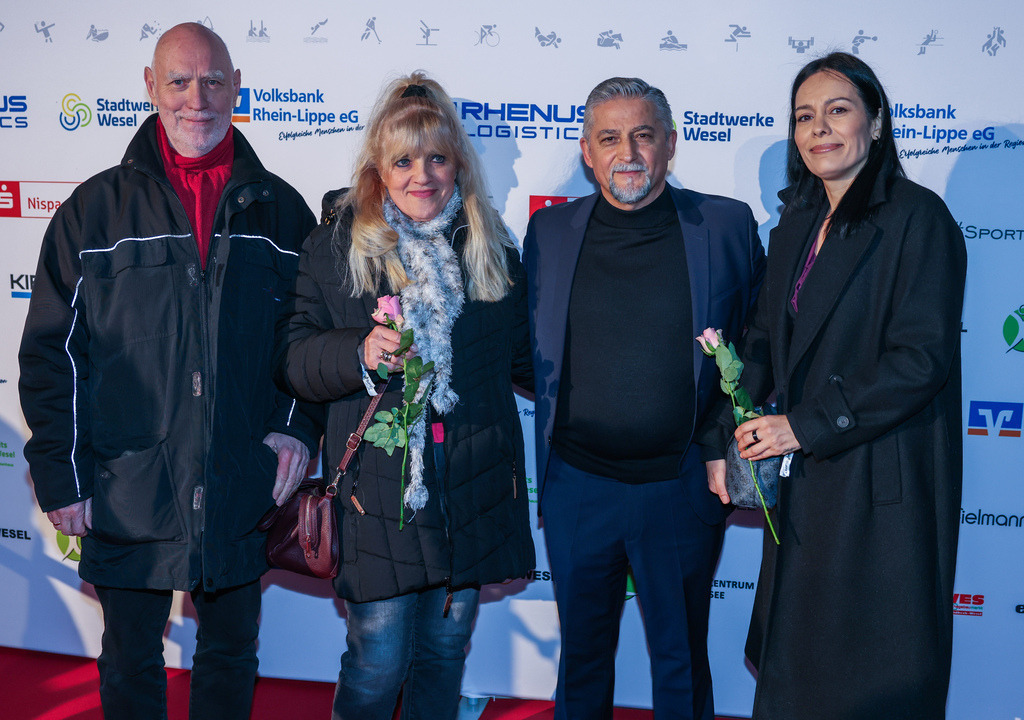 top-top.de250214-065 | Die 3. Weseler SportNacht, die große Sportgala mit Ehrungen der Weseler Sportler des Jahres 2024 findet am Freitag, den 14.02.2025 im Festzelt an der Rheinpromenade statt.Foto: Erwin Pottgiesser