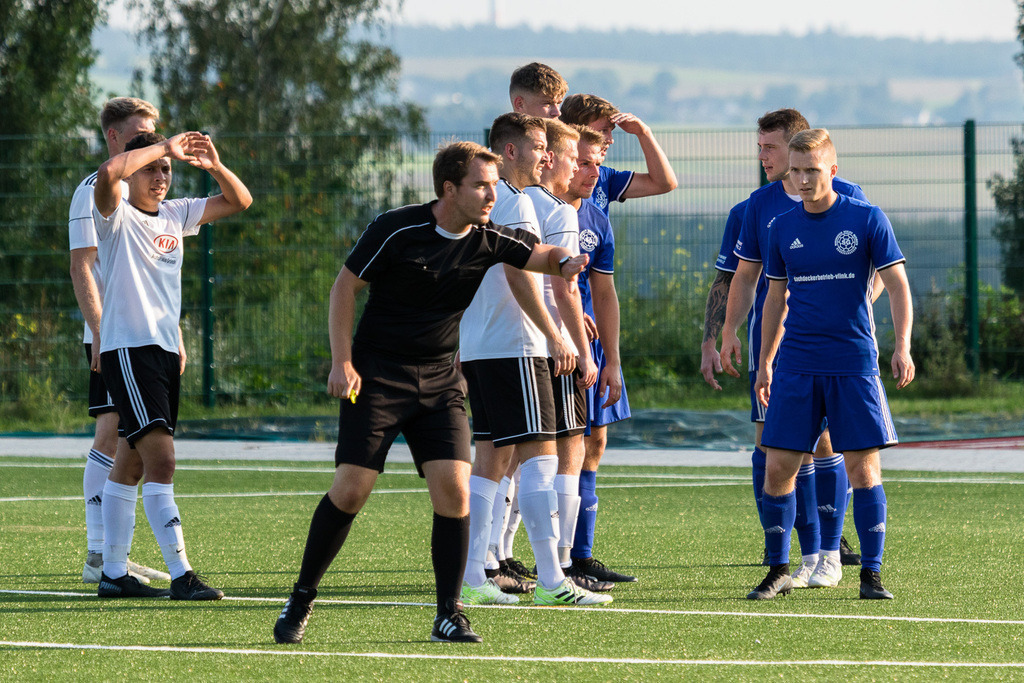 SG Morshausen - TSV Emmelshausen II | Sportfotografie Hermann-Josef Stoffel - Realisiert mit Pictrs.com
