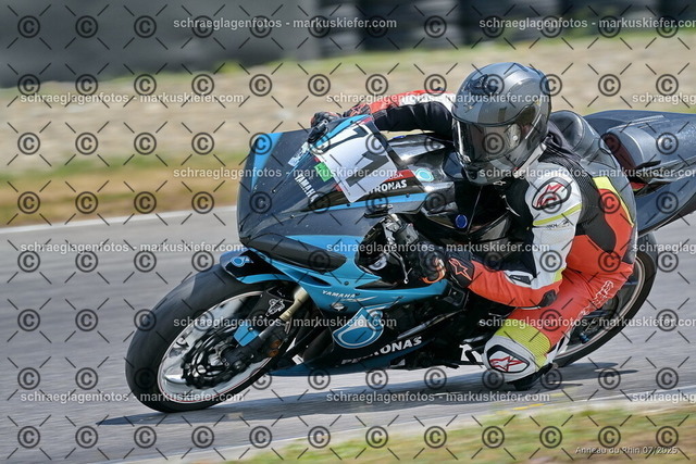 25bt04-1385 | markuskiefer.com - Realisiert mit Pictrs.com