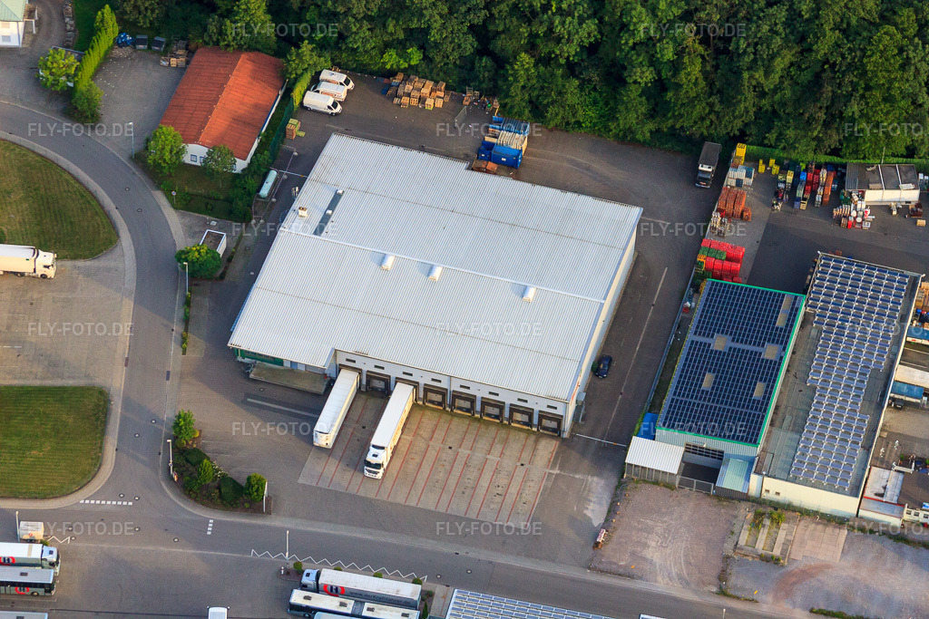 Luftbild: Gewerbegebiet Gäxwald mit Arnulf Weiller GmbH in Herxheim bei Landau im Bundesland Rheinland-Pfalz in Deutschland. Foto: IMG_51425.jpg vom 04.08.2012 durch Werner Riehm/FLY-FOTO.deArnulf Weiller GmbH