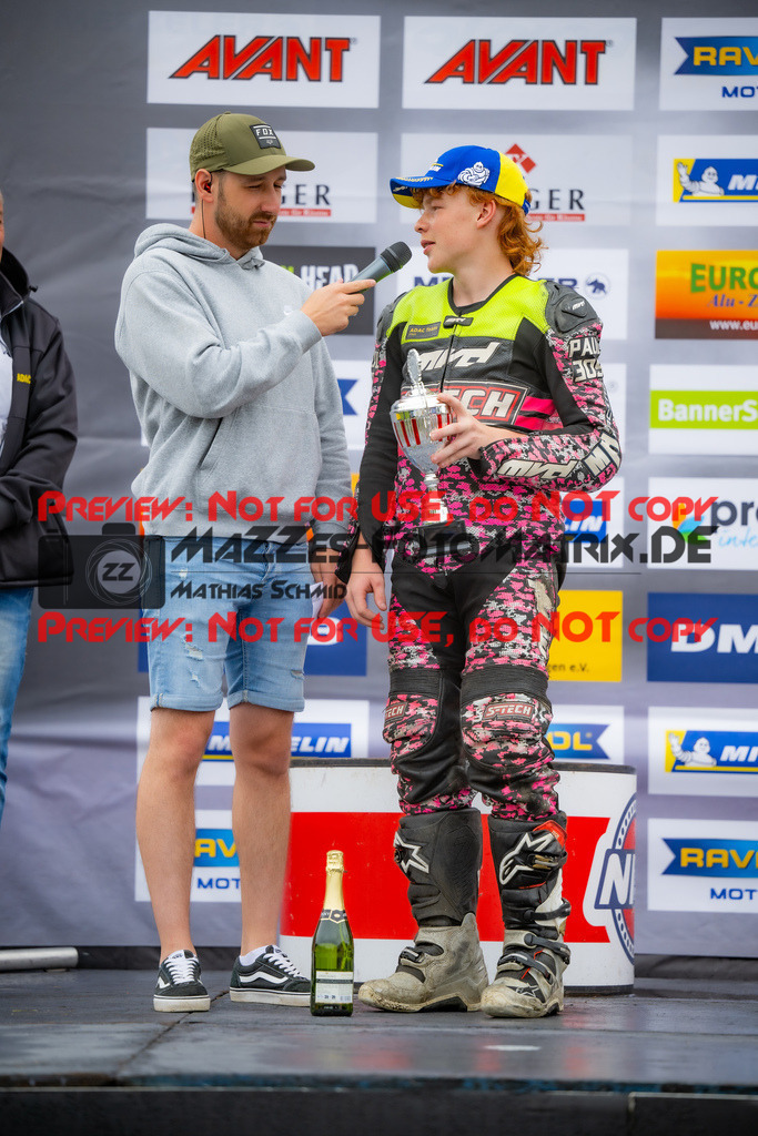 MaZZes_FotoMatrix_240818_6021986_5196 | S3