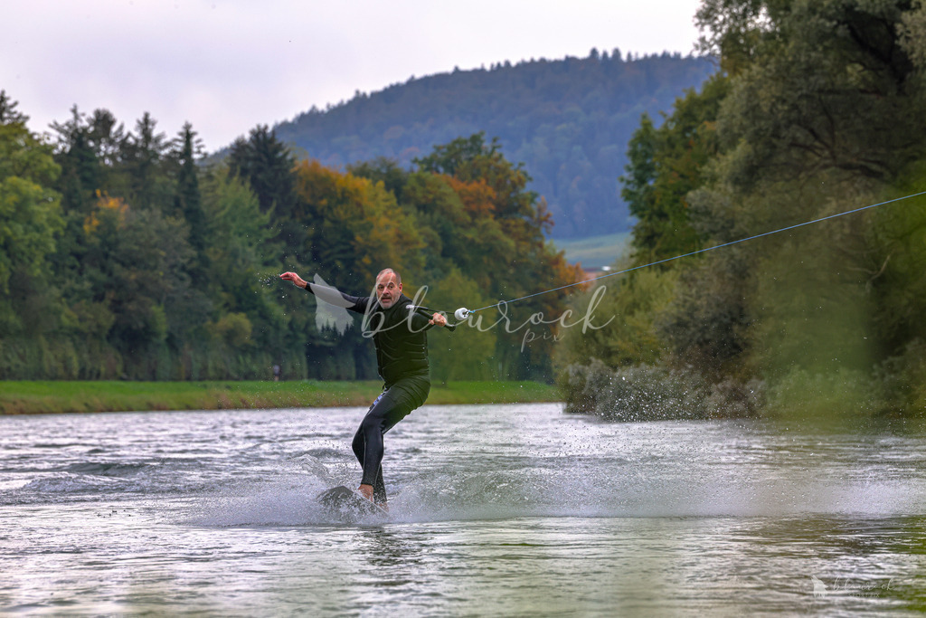 Closing Surf 2024 - 13. October 2024 | Closing Surf 2024Limmat, ZürichBild: Waltraud Blaurock | Blaurock Pix