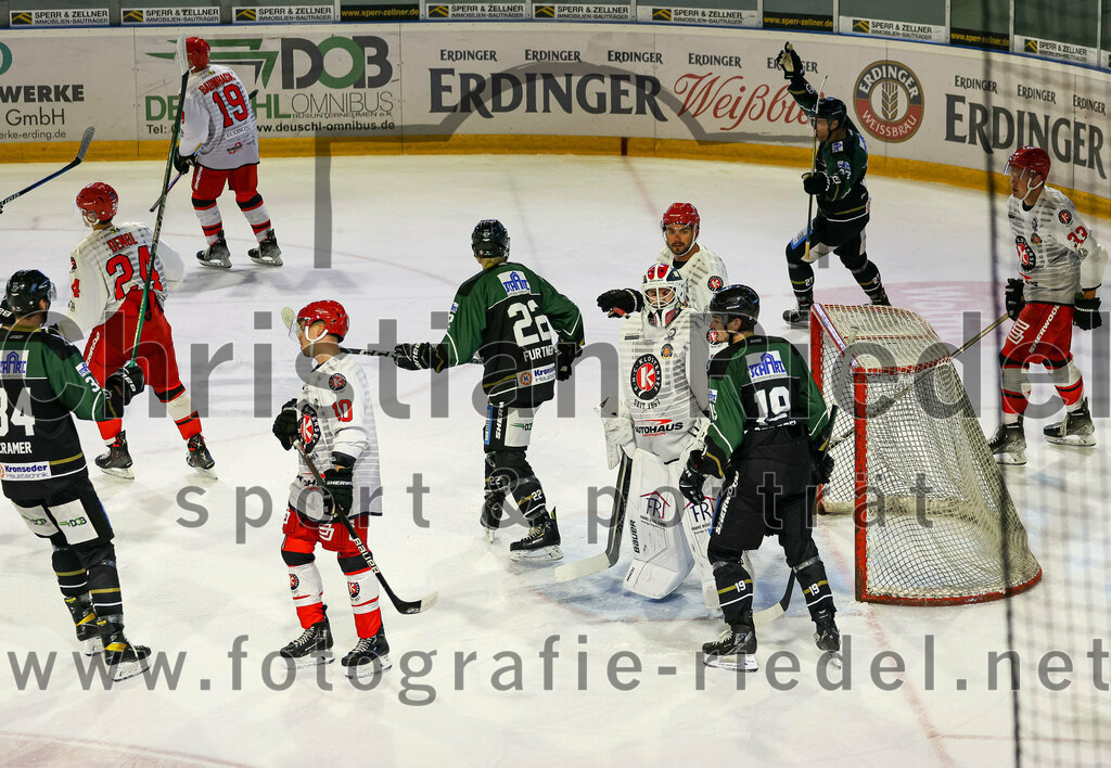 2022-09-25_085_TSV_Erding_gegen_EHC_Klostersee | Erding, Deutschland, 25.09.2022:
Eishockey, Bayernliga 2022 / 2023, Testspiel, TSV Erding gegen EHC Klostersee, Endergebnis: 8:2

Foto: Christian Riedel / fotografie-riedel.net