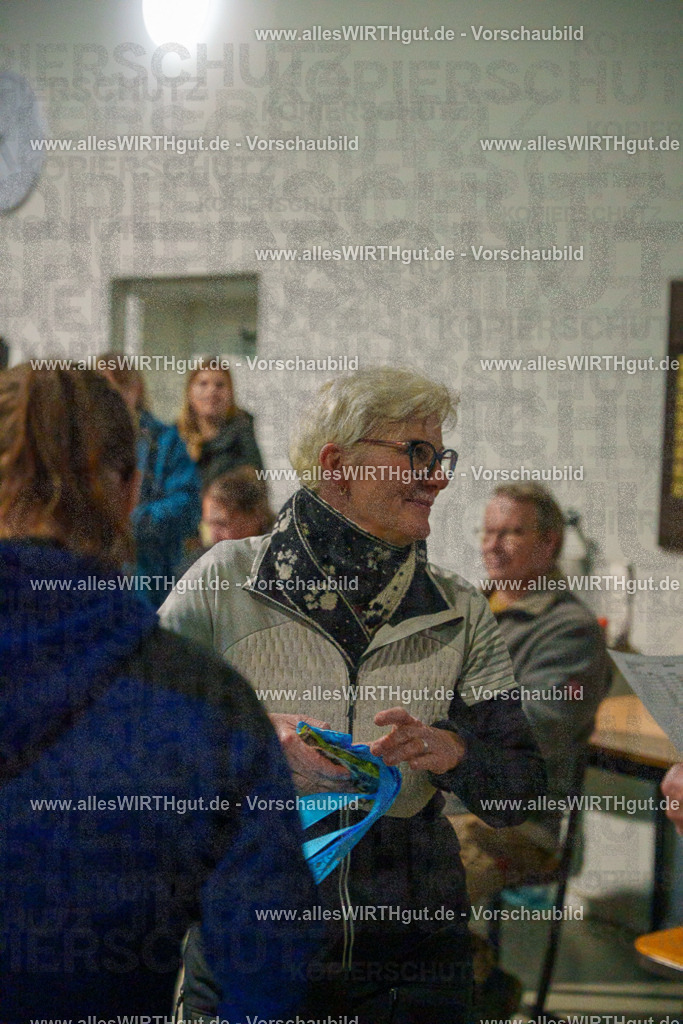 7R504768 | Professionelle Tierfotografie in Mönchengladbach von Daniel Wirth (allesWIRTHgut). Liebevolle & natürliche Bilder von Hunden & Katzen für unvergessliche Erinnerungen.