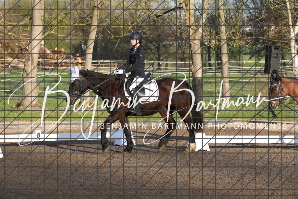 AZ2A2337 | Benjamin Bartmann Photomoments