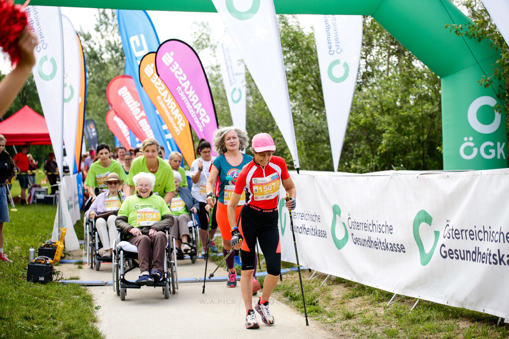 ..... | LINZ,AUSTRIA, 23.06.24, ÖGK Frauenlauf Linz  , Image shows: Photo: WAPICS / Andreas Willdoner