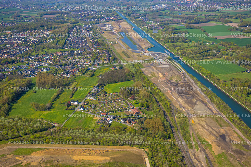 Bergkamen230406475 | Luftbild, Wasserstadt Aden, Baugebiet für geplantes Stadtquartier auf dem Gelände der ehemaligen Zeche Haus Aden, Baustelle, Weddinghofen, Bergkamen, Ruhrgebiet, Nordrhein-Westfalen, Deutschland