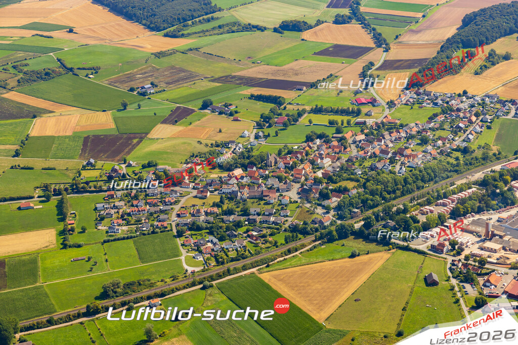 Luftaufnahme  Warburg - Die Luftaufnahme wurde 2025 vom UL-Flugzeug heraus erstellt ( ohne Drohne ) - Hochauflösende Luftaufnahme - für professionelle Ausdrucke geeignet. Die Geschenkidee !Mit Lizenz und Bildrechte bestellbar
