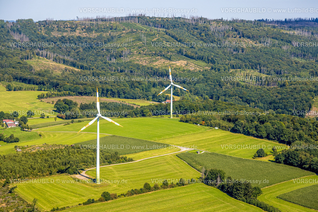 Meinerzhagen250812492 | Luftbild, Windräder auf Wiesen und bergiger Wald mit Waldschäden bei Valbert, Meinerzhagen, Sauerland, Nordrhein-Westfalen, Deutschland
