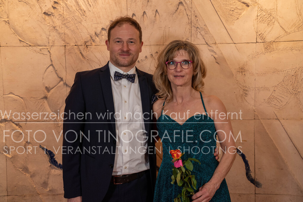 CCC_Frühlingsball_Teppich_byTINOGRRAFIE-113 | (c) TINOGRAFIE.COM