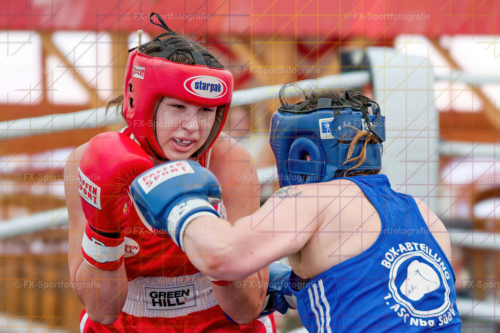 Boxkampf Frauen 33 | Sportfotos und Eventgalerien von FX-Sportfotografie: Fußball, Basketball, Futsal, American Football und weitere Sportarten ansehen und direkt bestellen. - Realisiert mit Pictrs.com