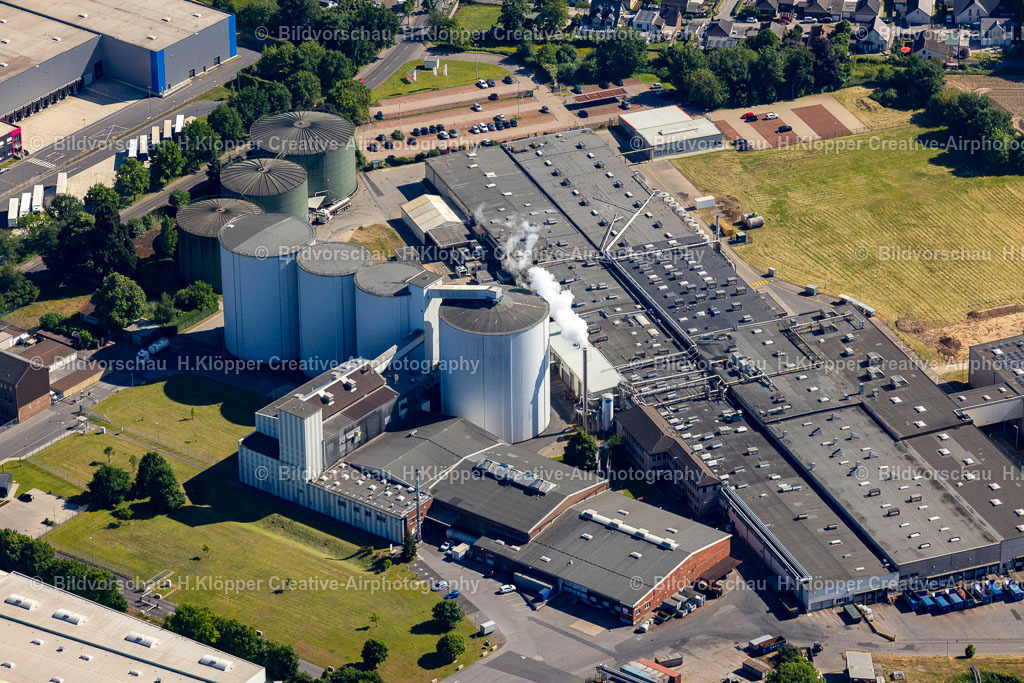 Luftbild Grevenbroich-3484 | Luftbildfotografie und Luftbild Lebensmittel- Hersteller der Intersnack Deutschland SE in Grevenbroich im Bundesland Nordrhein-Westfalen, Deutschland - Realisiert mit Pictrs.com