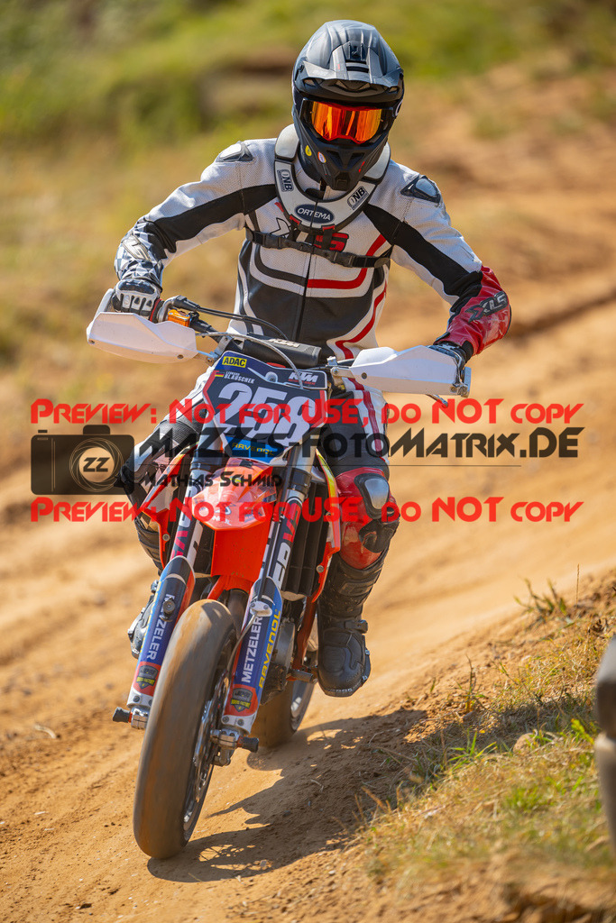 MaZZes-Fotomatrix-20260815-598140 | S2