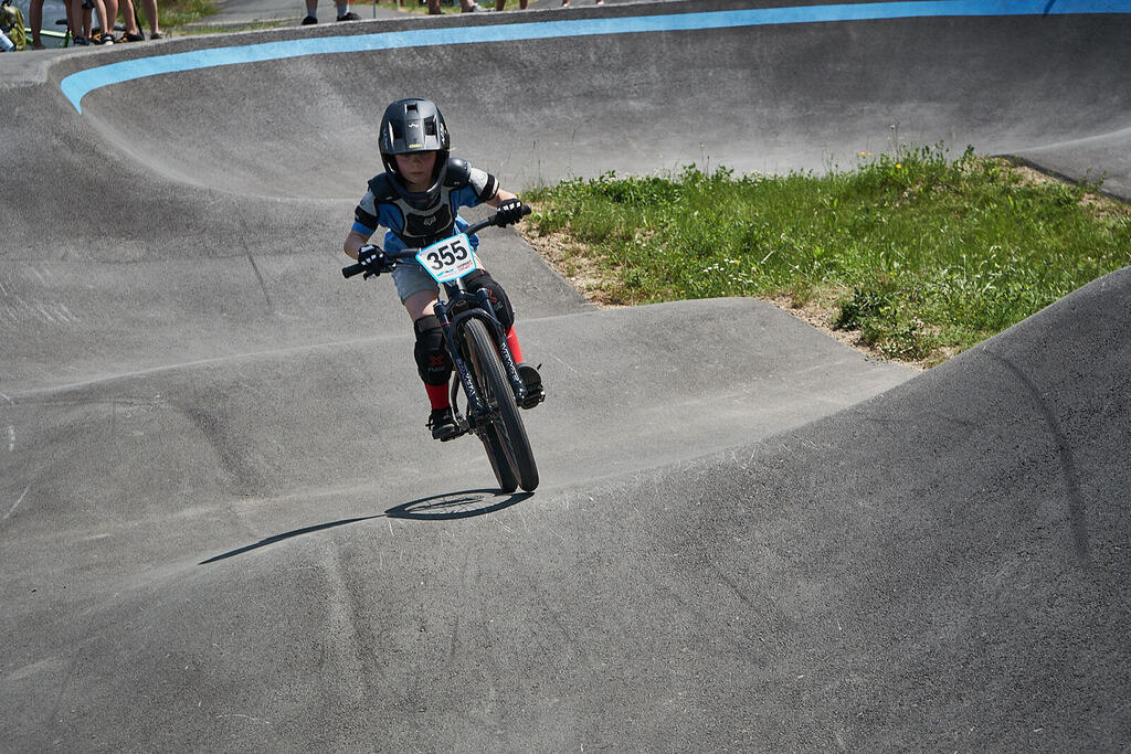Waldsolms_25__DSC8090@sebastiankopp | German Pumptrack Series - Realisiert mit Pictrs.com