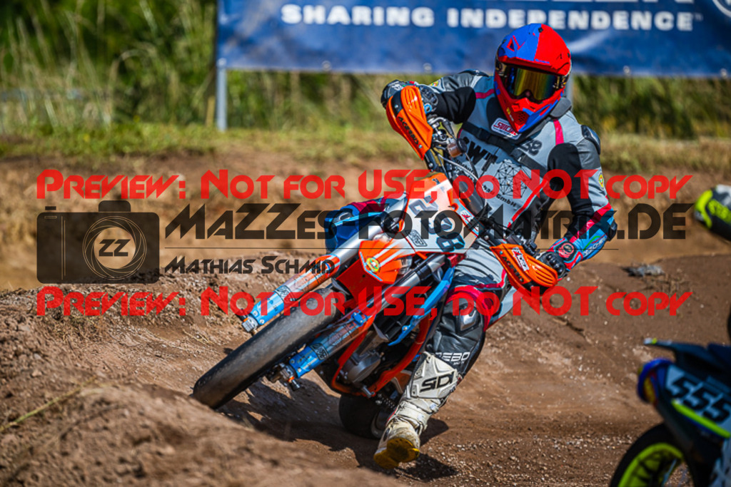 MaZZes_FotoMatrix_220619_0724 | S4