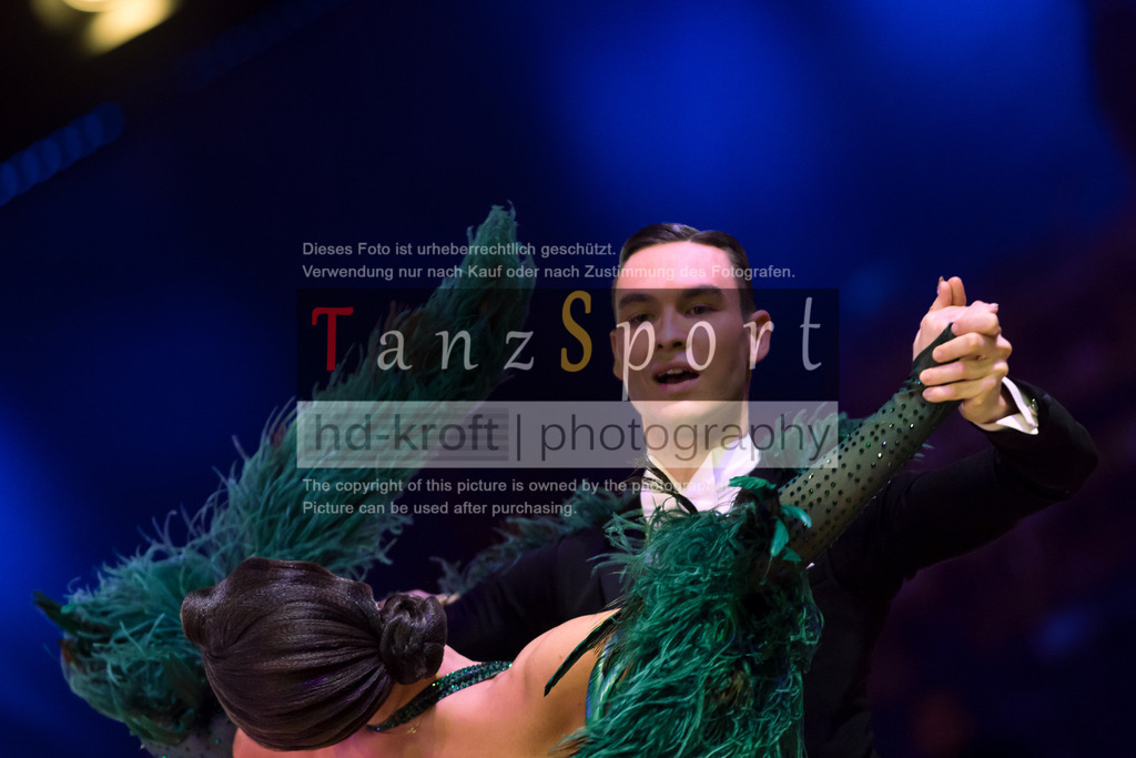 20241215_WDSF_Int_Open_Std-Riga-9280 | Tanzsportbilder, Standardtanz, Lateintanz, WDSF, DTV, LTVB, dancecomp, goc, hessen tanzt, blaues band der spree, walzer, tango, wiener walzer, slowfox, quickstepp, samba, rumba, cha-cha-cha, paso doble. jive, hd-kroft photography, turniertanzsport
