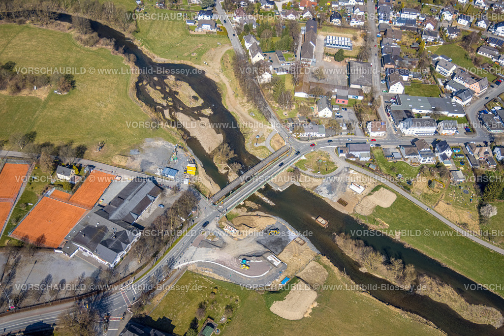 HB-Arnsberg220302266 | Luftbild, Neubau Dinscheder Brücke der Glösinger Straße über die Ruhr und Renaturierung in Glösingen, Arnsberg, Sauerland, Nordrhein-Westfalen, Deutschland