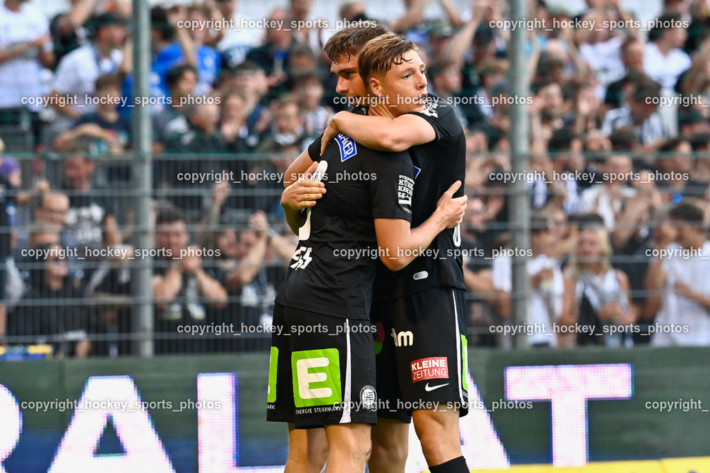 SAK vs. SK Sturm 22.7.2023 | #9 Szymon Wlodarczyk, #8 Alexander Prass, Jubel SK Sturm Mannschaft