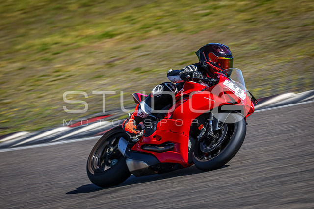 0795-260527NBR-005_795 | Deine Full-Service-Agentur für ✔️Videoproduktionen und ✔️Motorsportfotografie Jetzt Angebot anfragen!