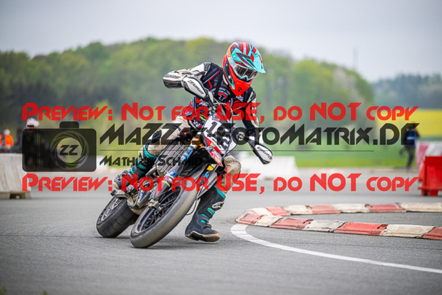 MaZZes_FotoMatrix_230507_7729 | S4