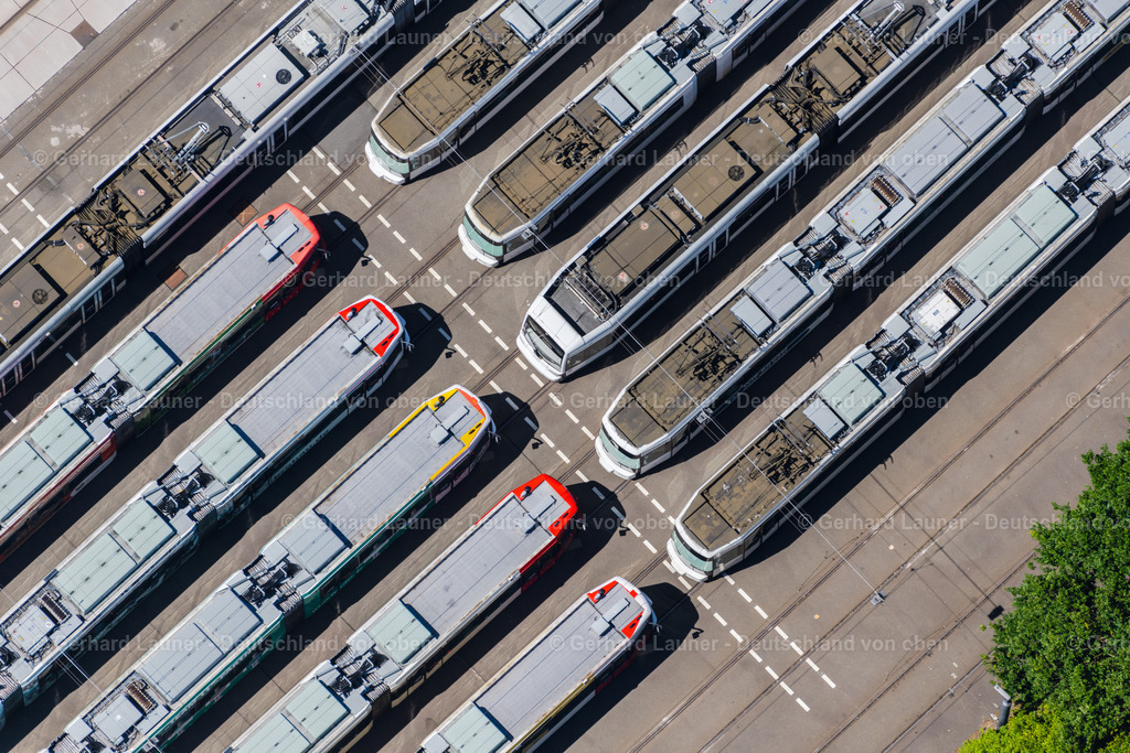 4029120 | BREMEN 01.06.2020 Nahverkehrs- und Tram- Straßenbahn- Depot der Städtischen Verkehrsbetriebe Bremer Straßenbahn AG in Bremen, Deutschland. Weiterführende Informationen bei: Bremer Straßenbahn Aktiengesellschaft. // Tram depot of the Municipal Transport Company Bremer Strassenbahn AG in Bremen, Germany. Further information at: Bremer Strassenbahn Aktiengesellschaft. Foto: Gerhard Launer