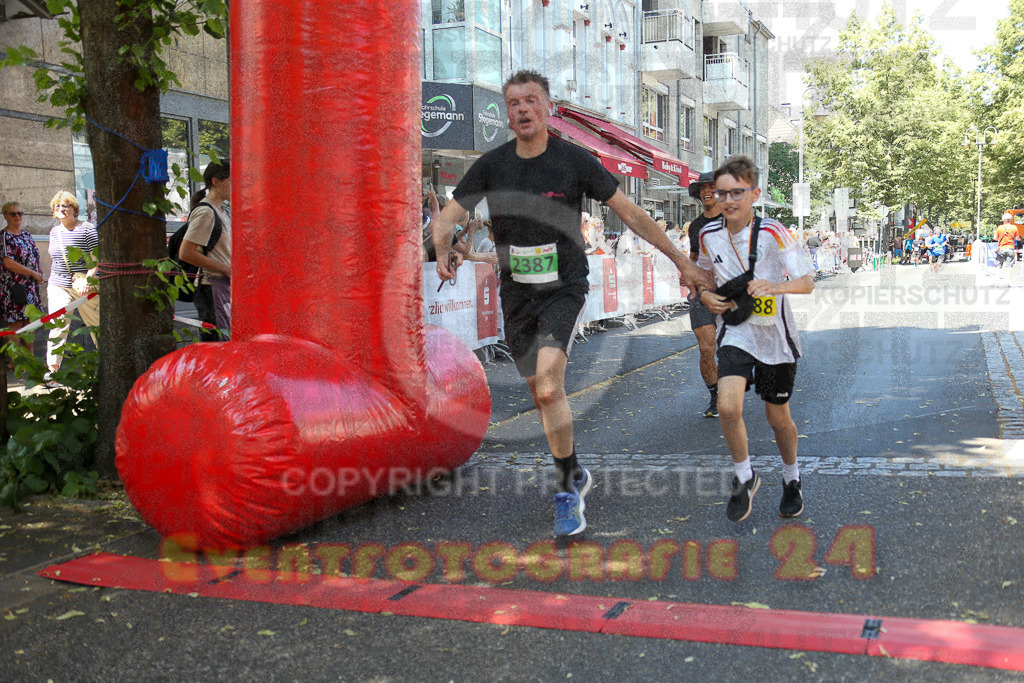 250621_1159_EX1_4524 | Sportfotografie im Rhein-Sieg Kreis, Köln, Bonn, NRW, Rheinland Pfalz, Hessen, etc. Unser Tätigkeitsfeld umfasst den Laufsport vom Volkslauf über den Marathon, Duathlon, Triathon bis zum Ultralauf wie Kölnpfad Ultra oder Schindertrail.