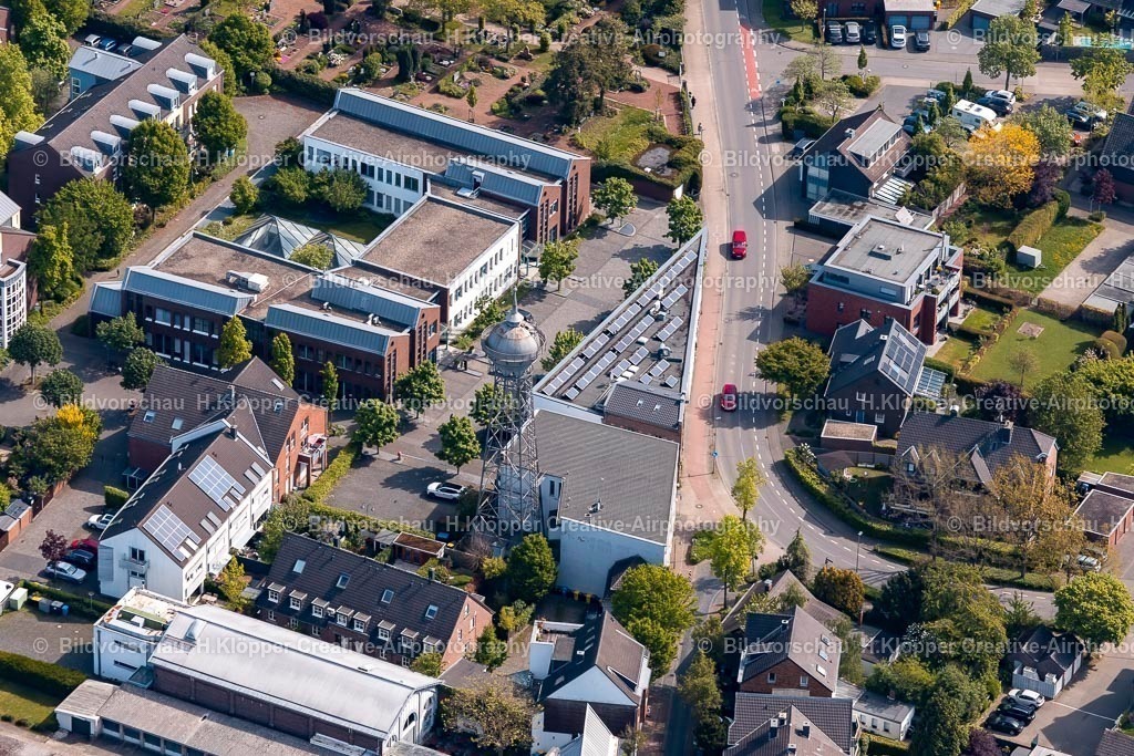 Luftbild Meerbusch Lank- | Luftbild Industriedenkmal Wasserturm in Meerbusch im Bundesland Nordrhein-Westfalen, Deutschland - Realisiert mit Pictrs.com