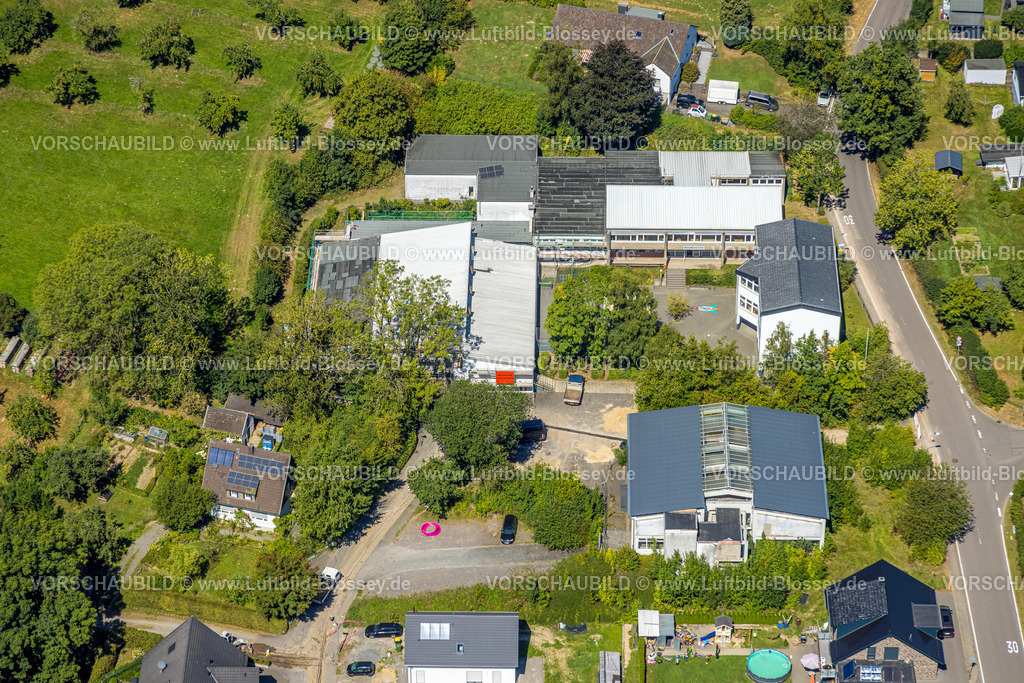 Kierspe250813313 | Luftbild, Servatiusschule Grundschule, Rönsahl, Kierspe, Sauerland, Nordrhein-Westfalen, Deutschland