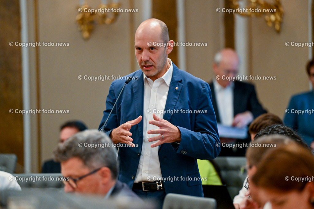 Landhaus Linz_ Promenade_ Landtagssitzung_ 13.06.2024-63 | 13.04.2024, Landhaus Linz AUT, Promenade, Landtagssitzung, im Bild Rudi Hemetsberger (Die Gruenen, LAbg., Bgm. Attersee)