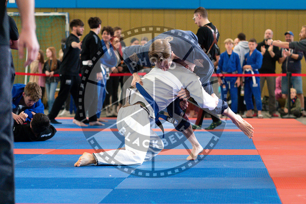 20250510PBB0312 | Athletes compete during the JJLG Berlin Open Jiu-Jitsu Championship on May 10, 2025 in Berlin, Germany. © Chiara Dazi / photoblackbelt