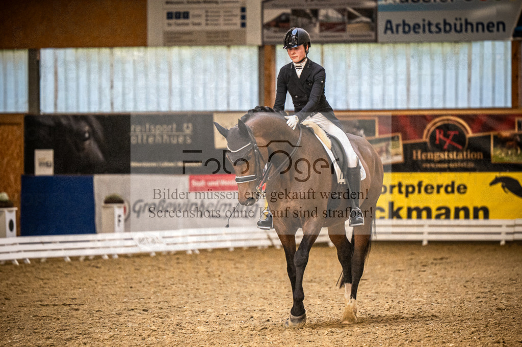 DOS_4659 | Entdecke hochwertige Reitturnierfotos von Foto Oger. Professionell, emotional und authentisch – jetzt Lieblingsmomente im Shop bestellen.Deutschlandweite Turnierfotografie. - Realisiert mit Pictrs.com