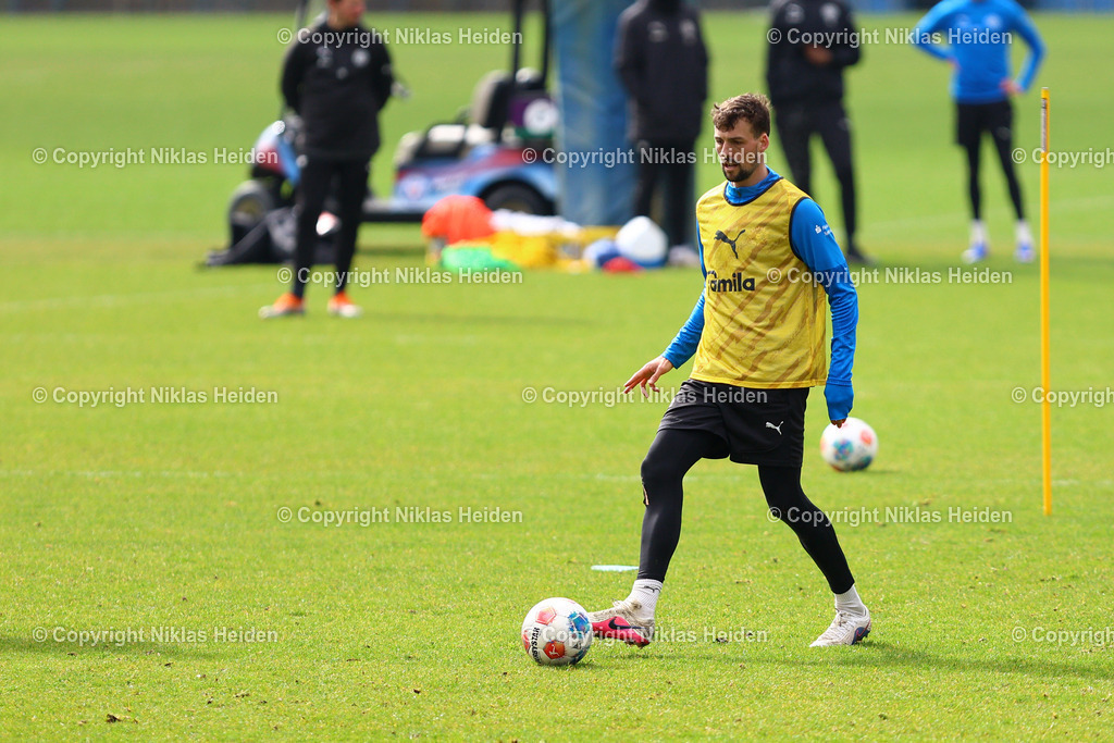NH_HolsteinKiel_Training_01042026 | #28 Jonas Meffert (Holstein Kiel)Fußball I Herren I Training I Saison 2025-2026 I Holstein Kiel I 01.04.2026 I Citti-Fußballpark