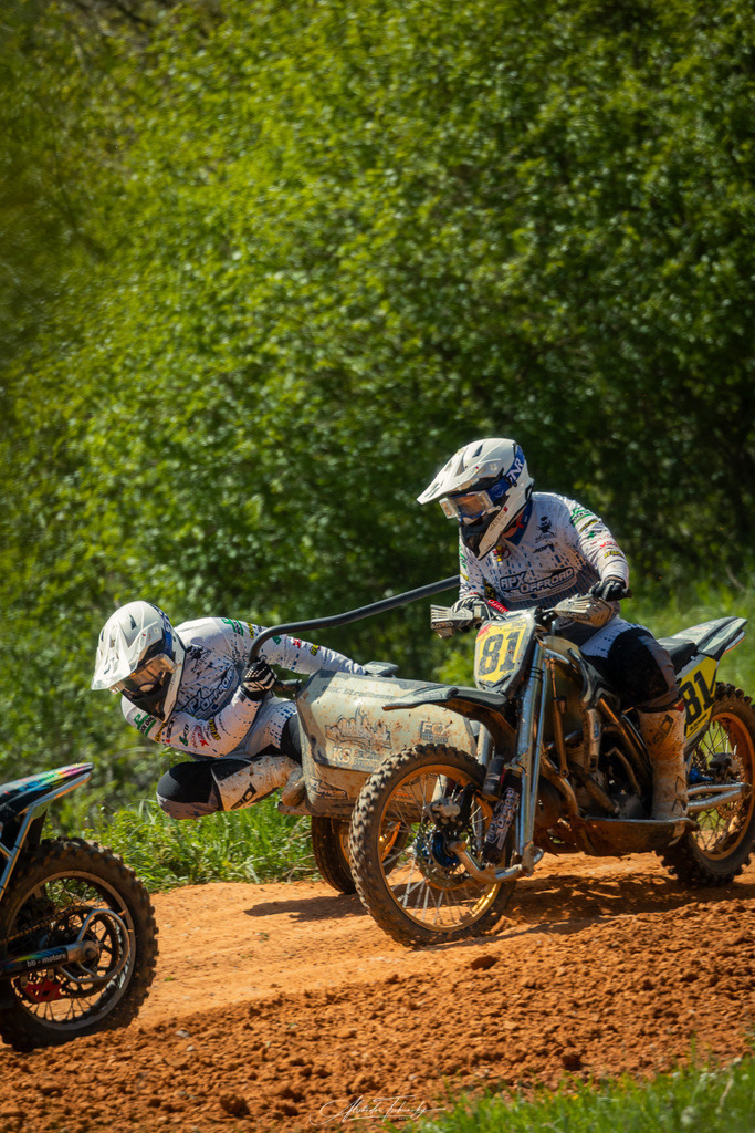 MSC Aufenau - Deutsche Meisterschaft Seitenwagen | Entdecken Sie die faszinierende Welt von Alexander Tschuncky Arts: Kreative Fotografie, atemberaubende Automobilkunst und hochwertiger Bilderdruck. Lassen Sie sich inspirieren! - Realisiert mit Pictrs.com