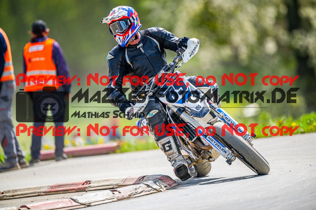 MaZZes_FotoMatrix_230506_6525 | UE40