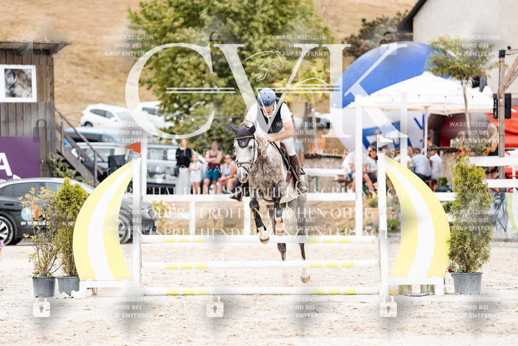 CK908694 | Turnierfotografie Pferdefotografie Trier Rheinland-Pfalz Pferdesport Reitsport Tierfotografie Sportfotografie Pferdevideo Pferdevideografie Equestrianvideography equestrianphotography  - Realisiert mit Pictrs.com