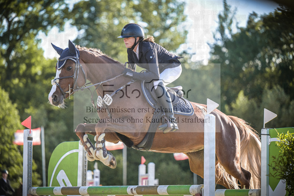 DOS_0662 | Entdecke hochwertige Reitturnierfotos von Foto Oger. Professionell, emotional und authentisch – jetzt Lieblingsmomente im Shop bestellen.Deutschlandweite Turnierfotografie. - Realisiert mit Pictrs.com