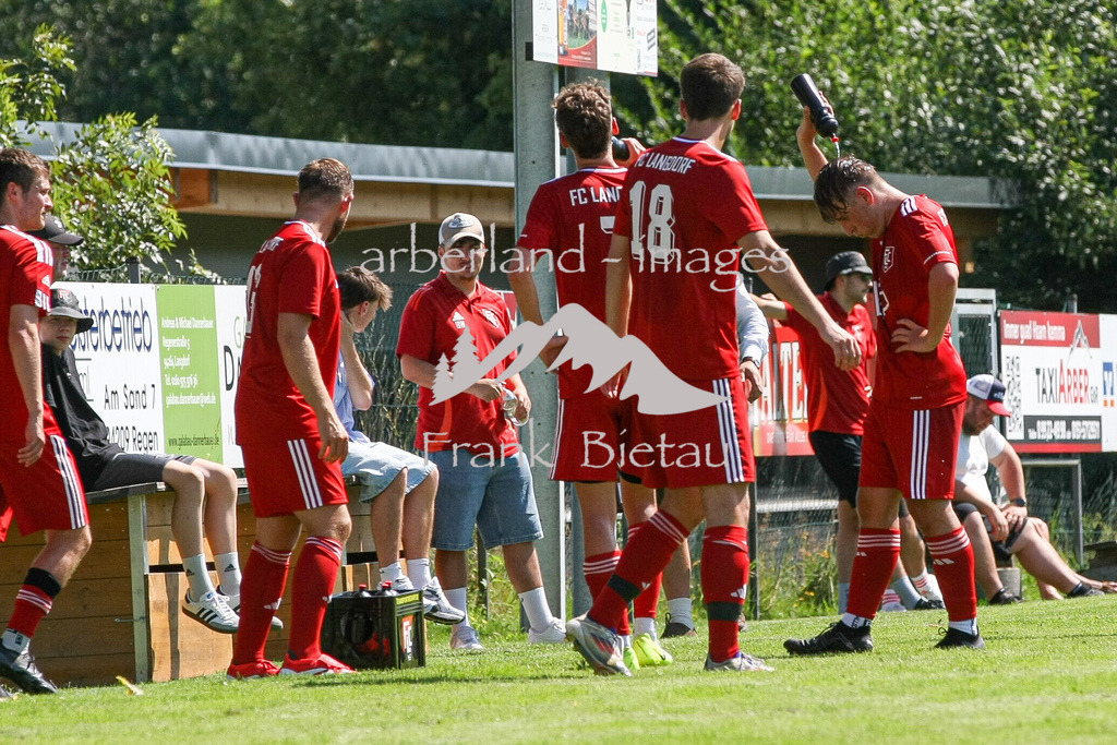 993T9084 | Medien- Sport- Entertainmentfotos